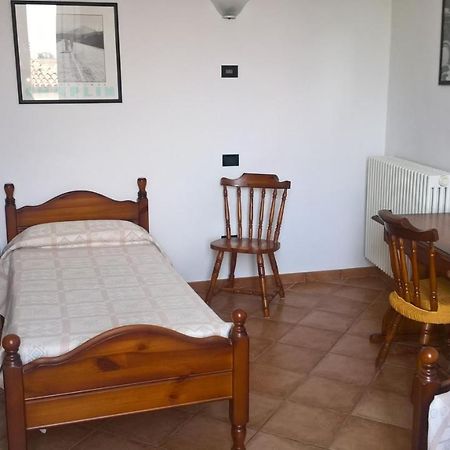 Charlie Chaplin Bed & Breakfast Tamara ภายนอก รูปภาพ
